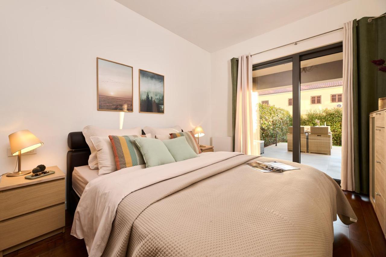 Spada Brand New Apartment With Garden 3 Min From Beach! 波雷奇 外观 照片